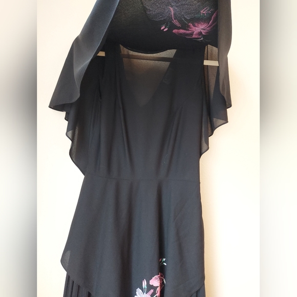 Vintage Gilberti Handkerchief Layered Dress - Picture 6 of 9